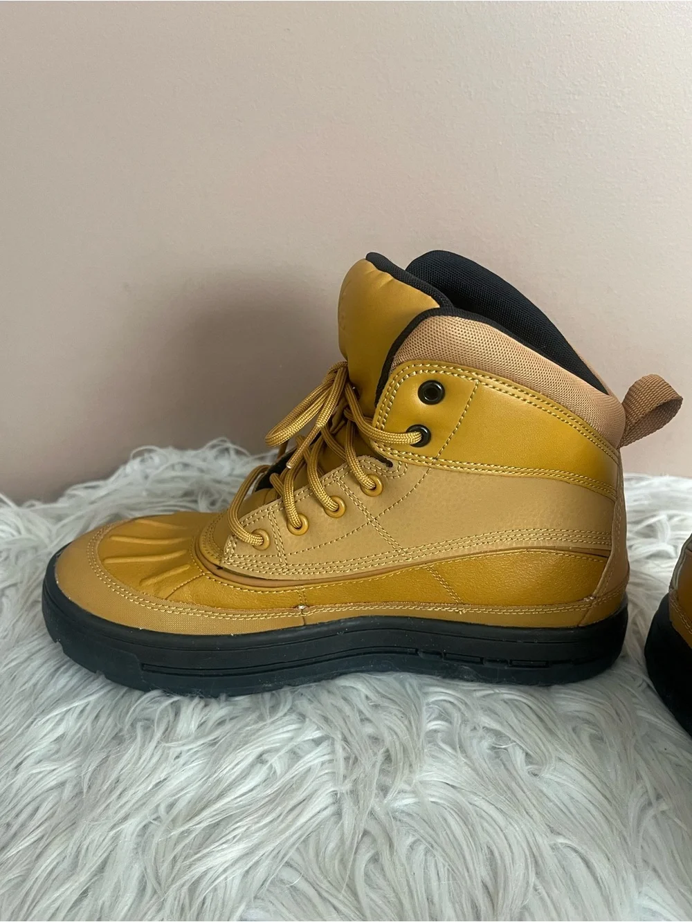 {Nike} Woodside 2 High ACG Boots in Wheat / Black - Youth 5